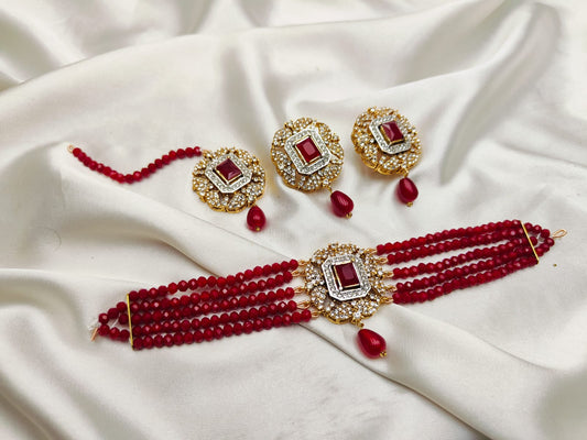 Gold Polish Choker Set