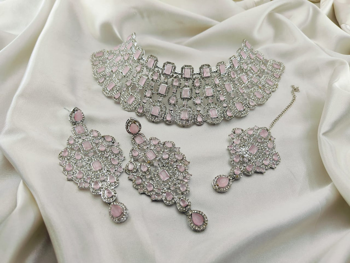 Elegant Stones Neacklace Set