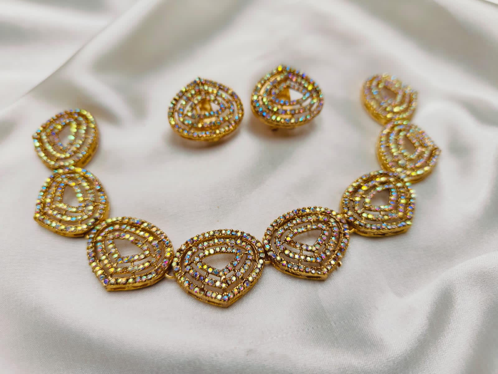 Full Stones Choker Set