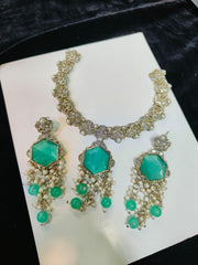 Fine Stones Neacklace Set