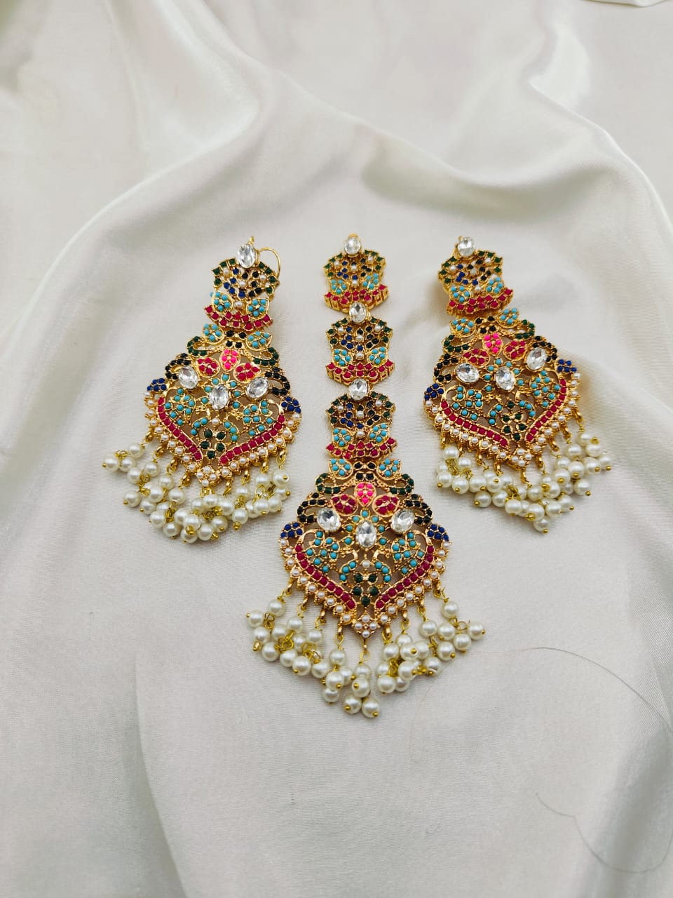 Norantan Tika & Earrings