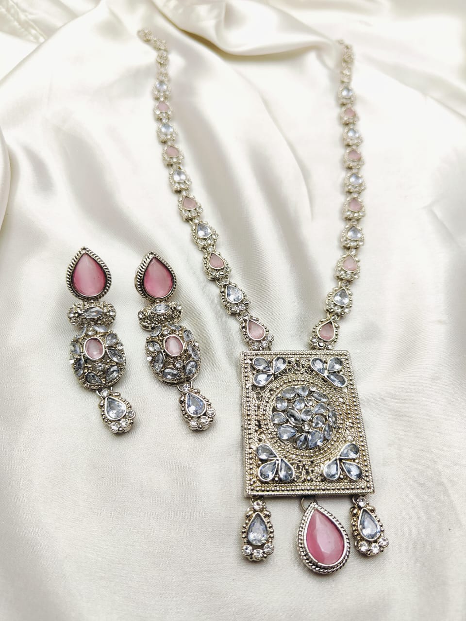 Real Stones Work Mala