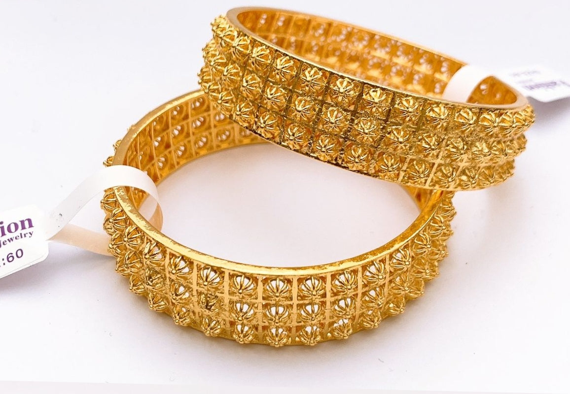 China Gold 2Pieces Bangles Set