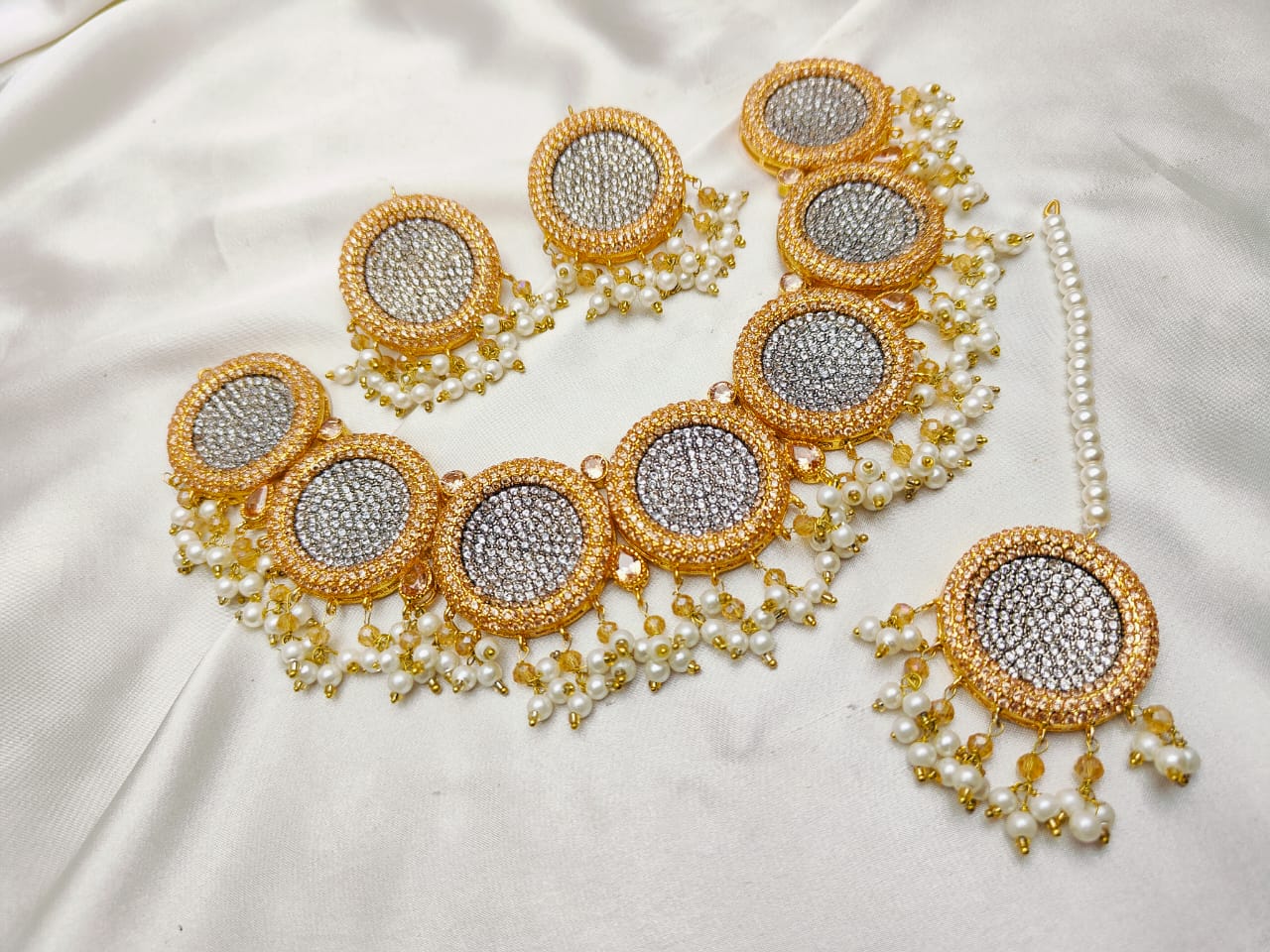 Totally Zircon Work Neacklace Set