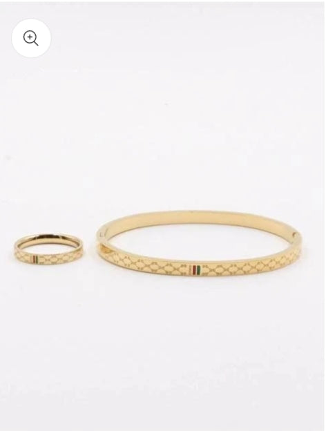 Red & Green Charm Bangle & Ring Set