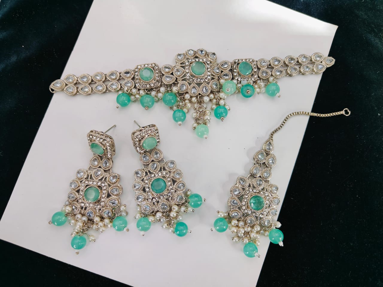 Fine Quality Neacklace Set