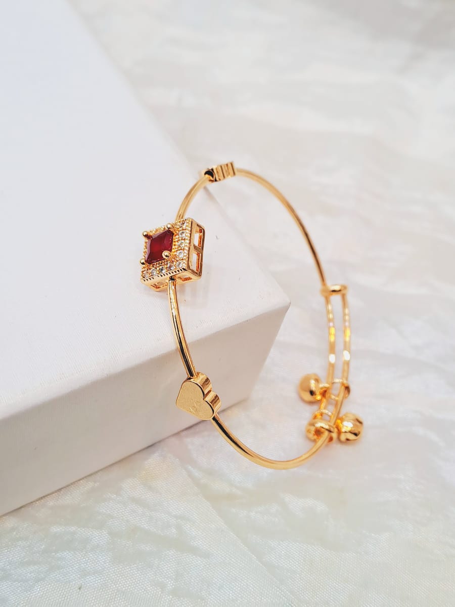 One Piece China Gold Adjustable Bracelet