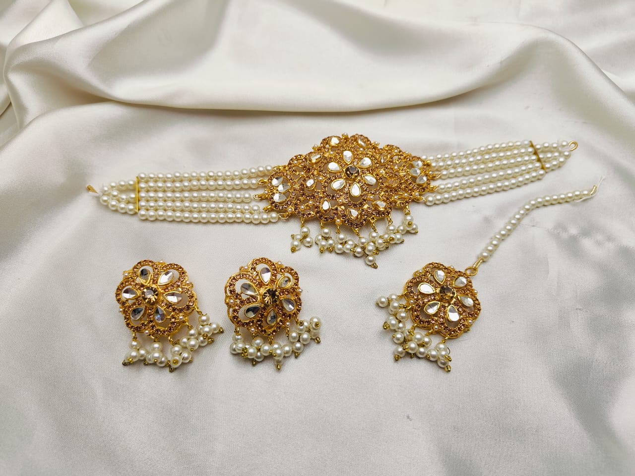 Norantan Choker Set